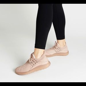 Lane Eight Trainer AD 1 in Dusty Taupe